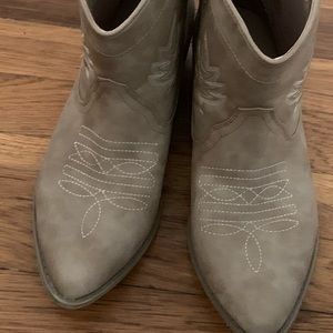 Brand New Arizona Booties